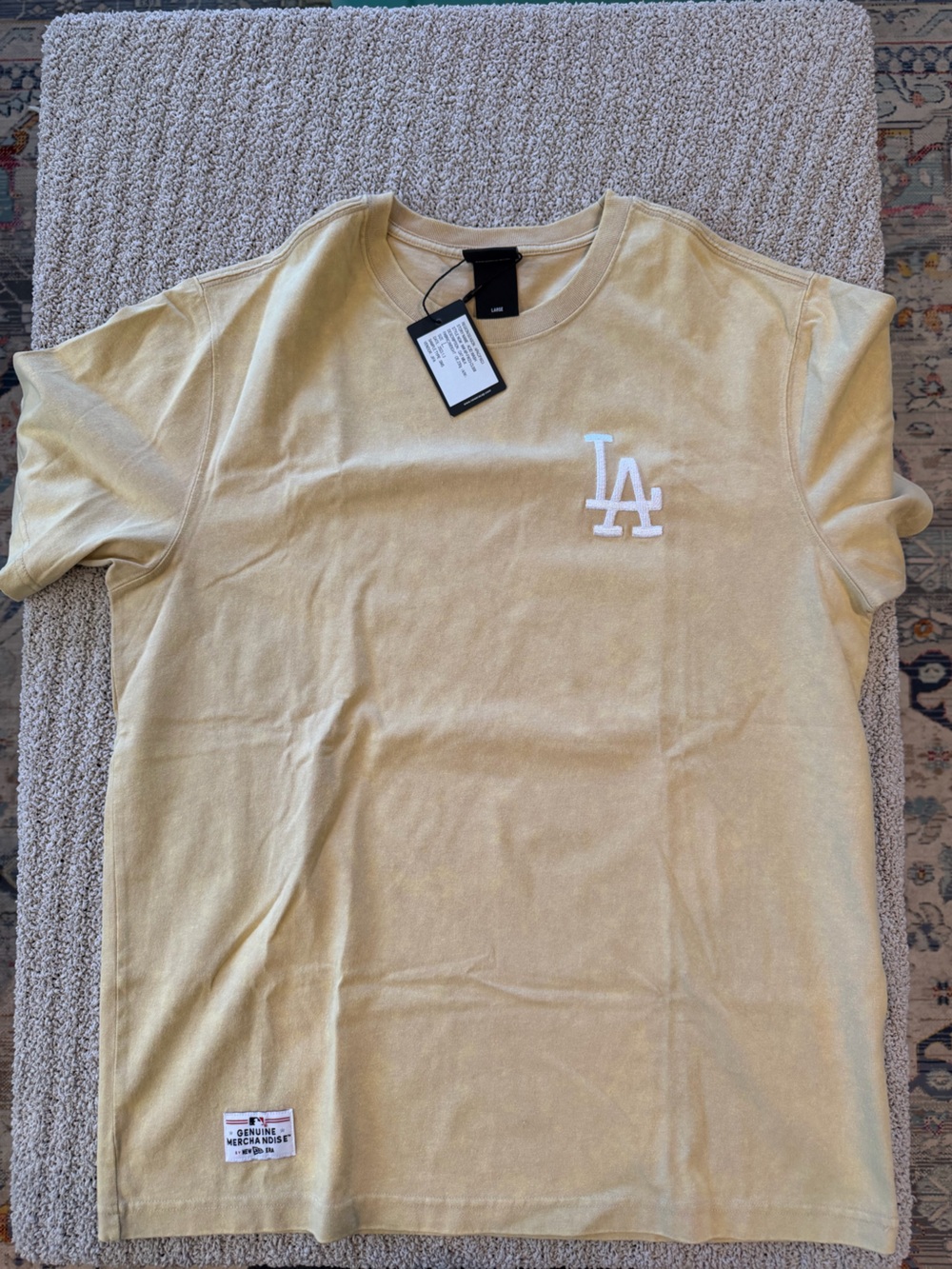 New Era LA Dodgers Graphic T-Shirt – Size Large NWT